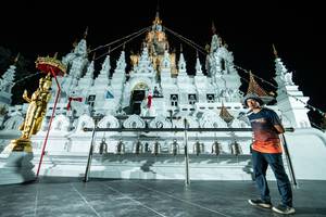 BIB: 
                            <button type="button" onclick="openModal(22465245)" class="btn btn-primary btn-sm float-right btn-popup" data-toggle="modal" data-target=".modal-high-quality">
                        <i class="fas fa-shopping-cart"></i> Add to Cart
                    </button>
                                            <button type="button" onclick="isThisMe(22465245, true)" class="btn btn-success btn-sm float-right btn-popup btn-isme hidden" data-toggle="tooltip" data-placement="bottom" title="นี่คือรูปของคุณใช่ไหม คลิกที่นี่เพื่อเอาเข้าอัลบั้ม">
                        <i class="fas fa-plus"></i> Add to album
                    </button>
                    <button type="button" onclick="isThisMe(22465245, false)" class="btn btn-warning btn-sm float-right btn-popup btn-isnotme hidden">
                        <i class="fas fa-ban"></i> Remove from album
                    </button>